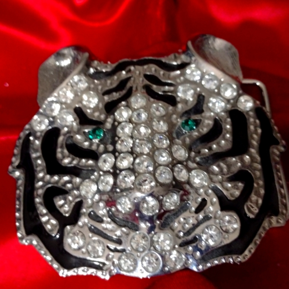 Runway Gem Rhinestone Studded 🐯 Belt Buckle - Picture 6 of 8